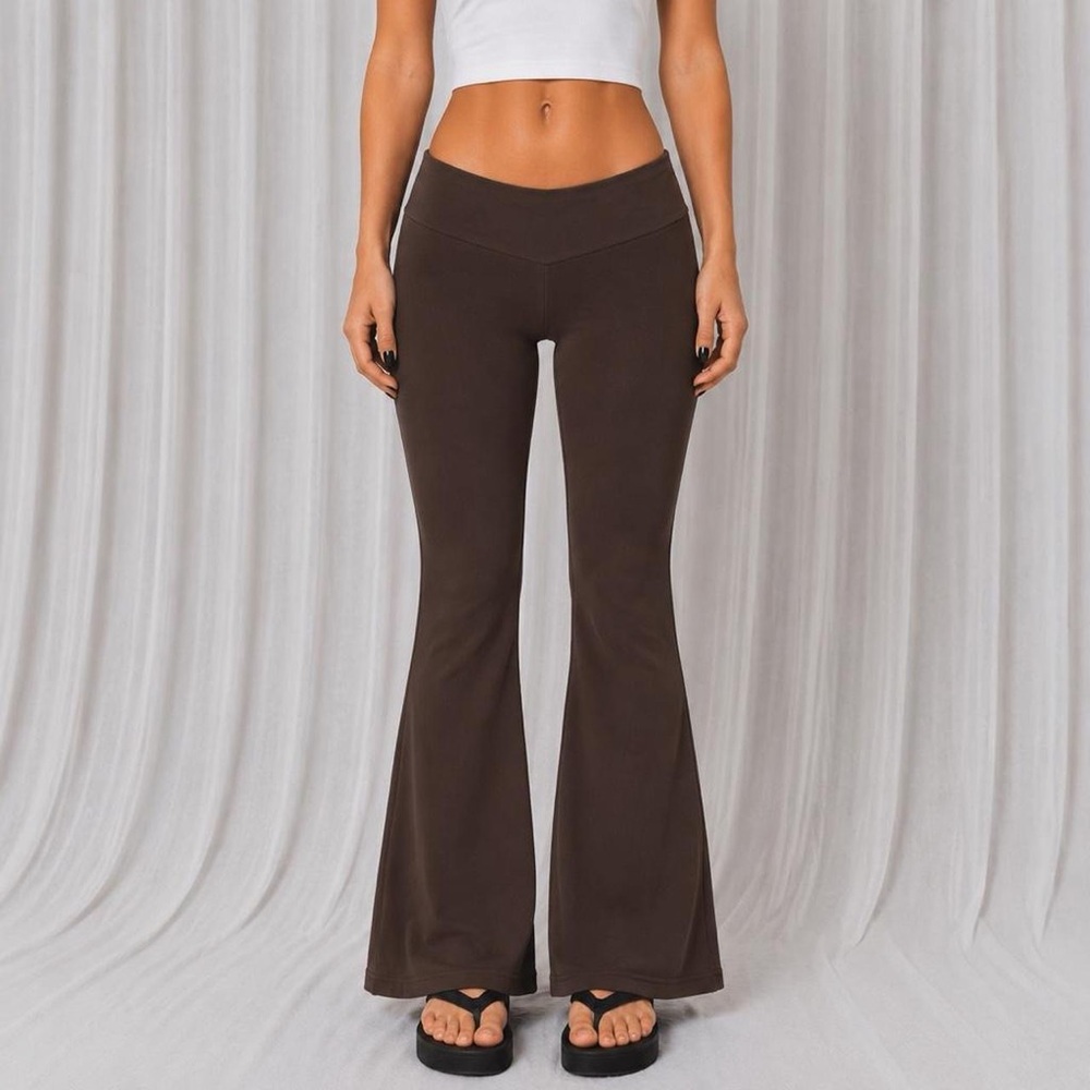 chocolate brown aerie offline real me xtra bootcut leggings